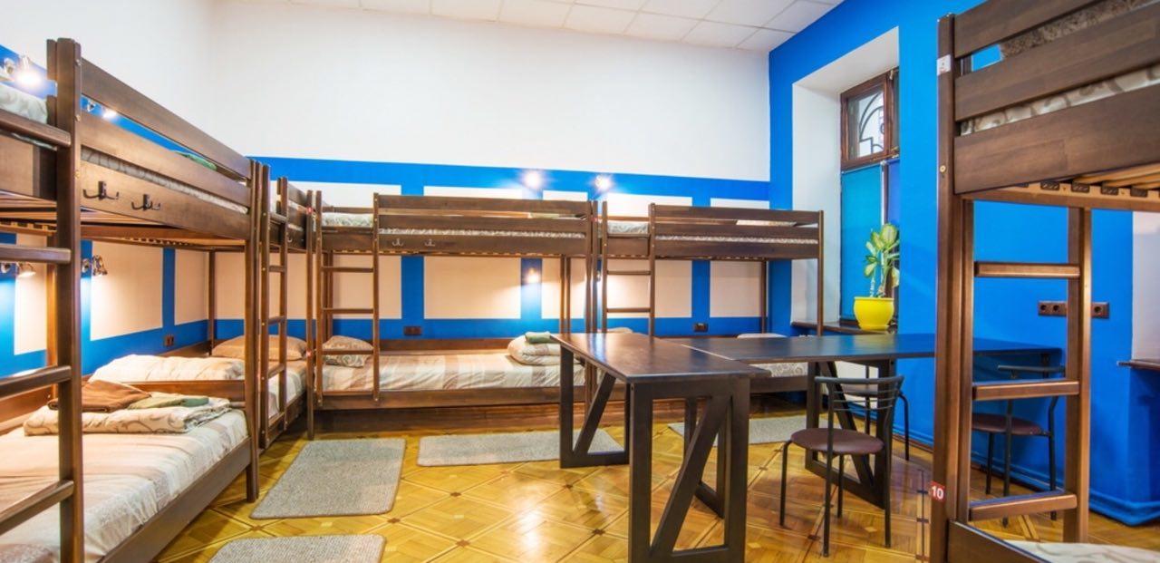 Hostel Berloga Odessa Esterno foto